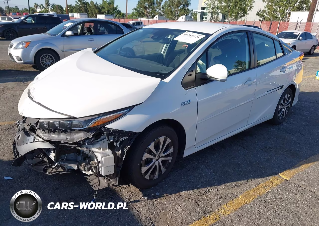 2021 Toyota Prius Prime Le VIN:JTDKAMFP6M3185676 - 2