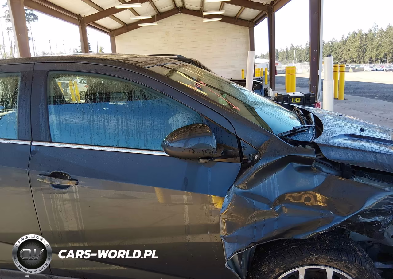 2018 Chevrolet Sonic Lt Auto VIN:1G1JD6SG6J4107899 - 14