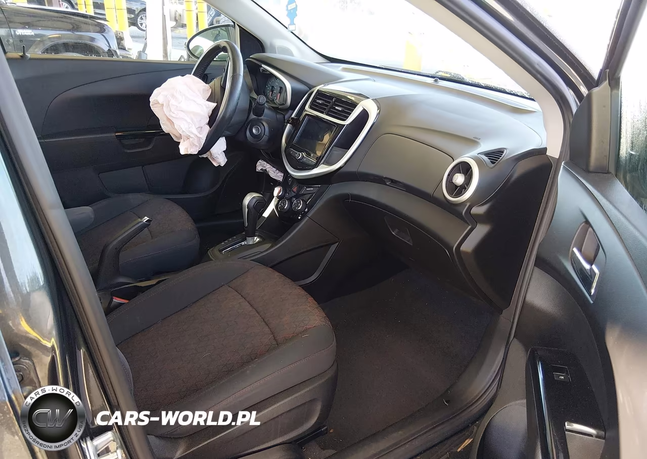 2018 Chevrolet Sonic Lt Auto VIN:1G1JD6SG6J4107899 - 5