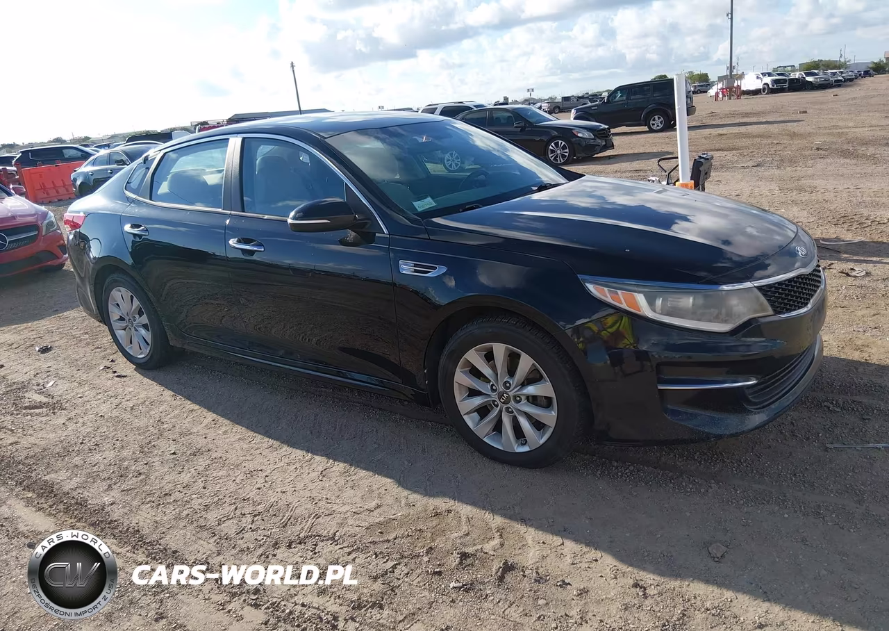 2017 Kia Optima Lx VIN:5XXGT4L38HG138916 - 1
