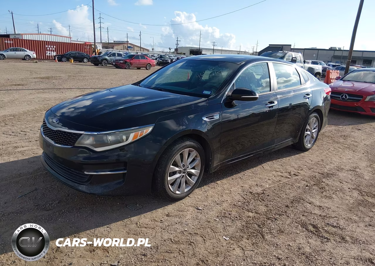 2017 Kia Optima Lx VIN:5XXGT4L38HG138916 - 2