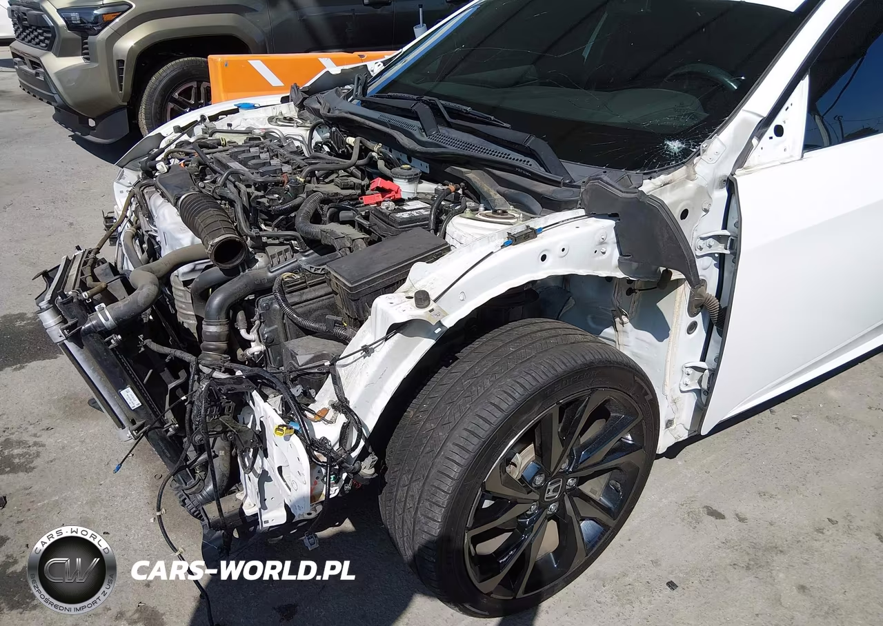 2019 Honda Civic Sport VIN:SHHFK7H42KU405106 - 18