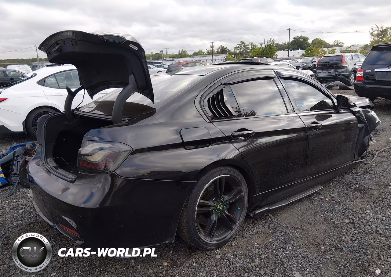 2014 BMW 335I xDrive VIN:WBA3B9G59ENR92109 - 4