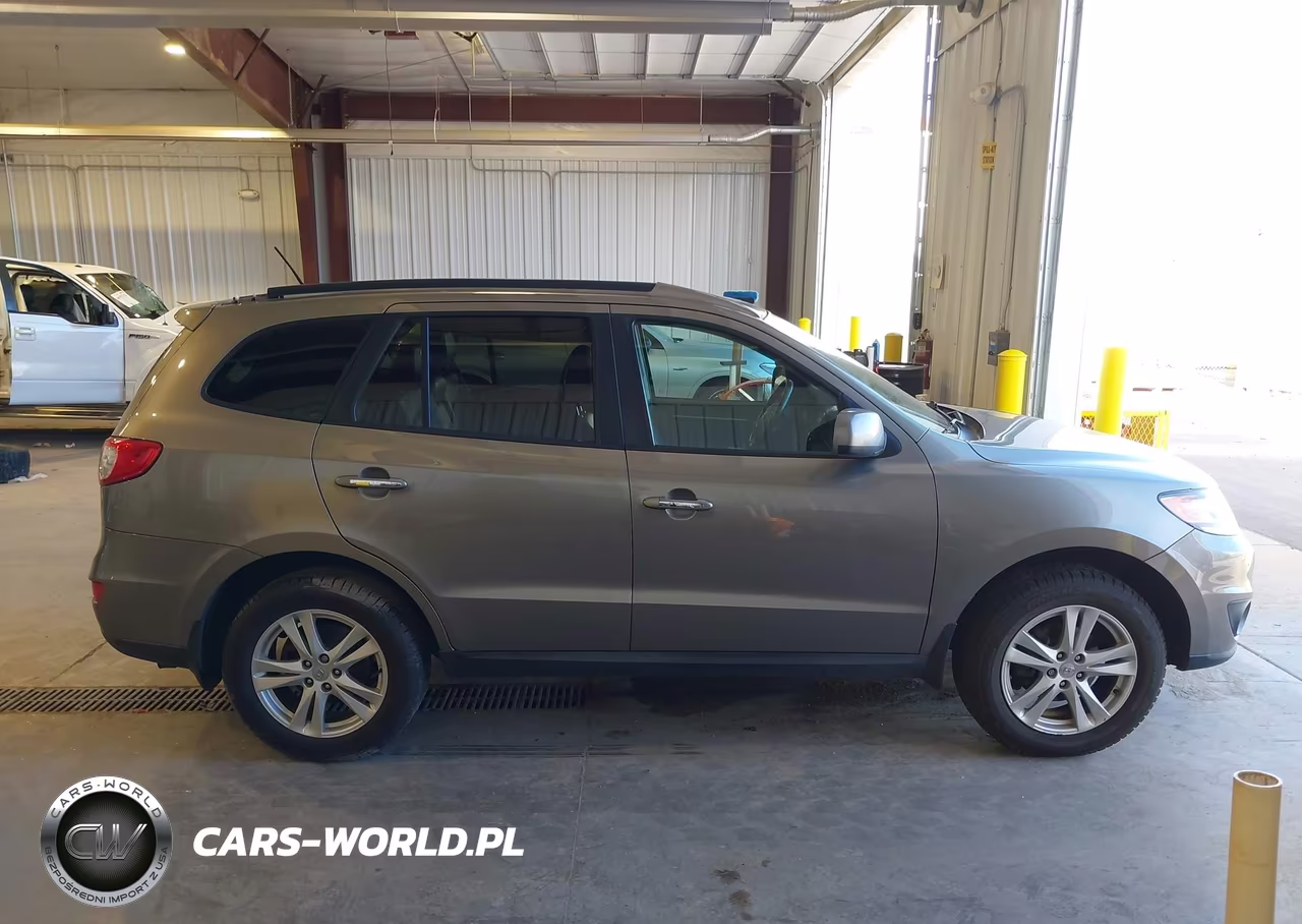 2011 Hyundai Santa Fe Limited V6 VIN:5XYZKDAG8BG012737 - 13