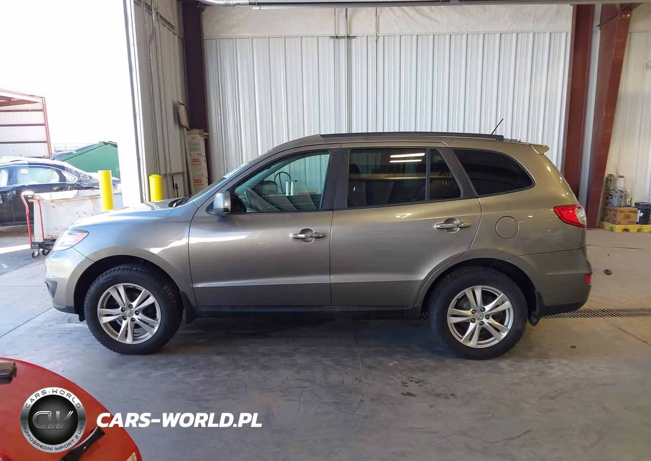 2011 Hyundai Santa Fe Limited V6 VIN:5XYZKDAG8BG012737 - 14
