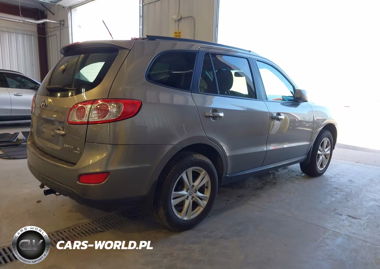 2011 Hyundai Santa Fe Limited V6 VIN:5XYZKDAG8BG012737 - 4