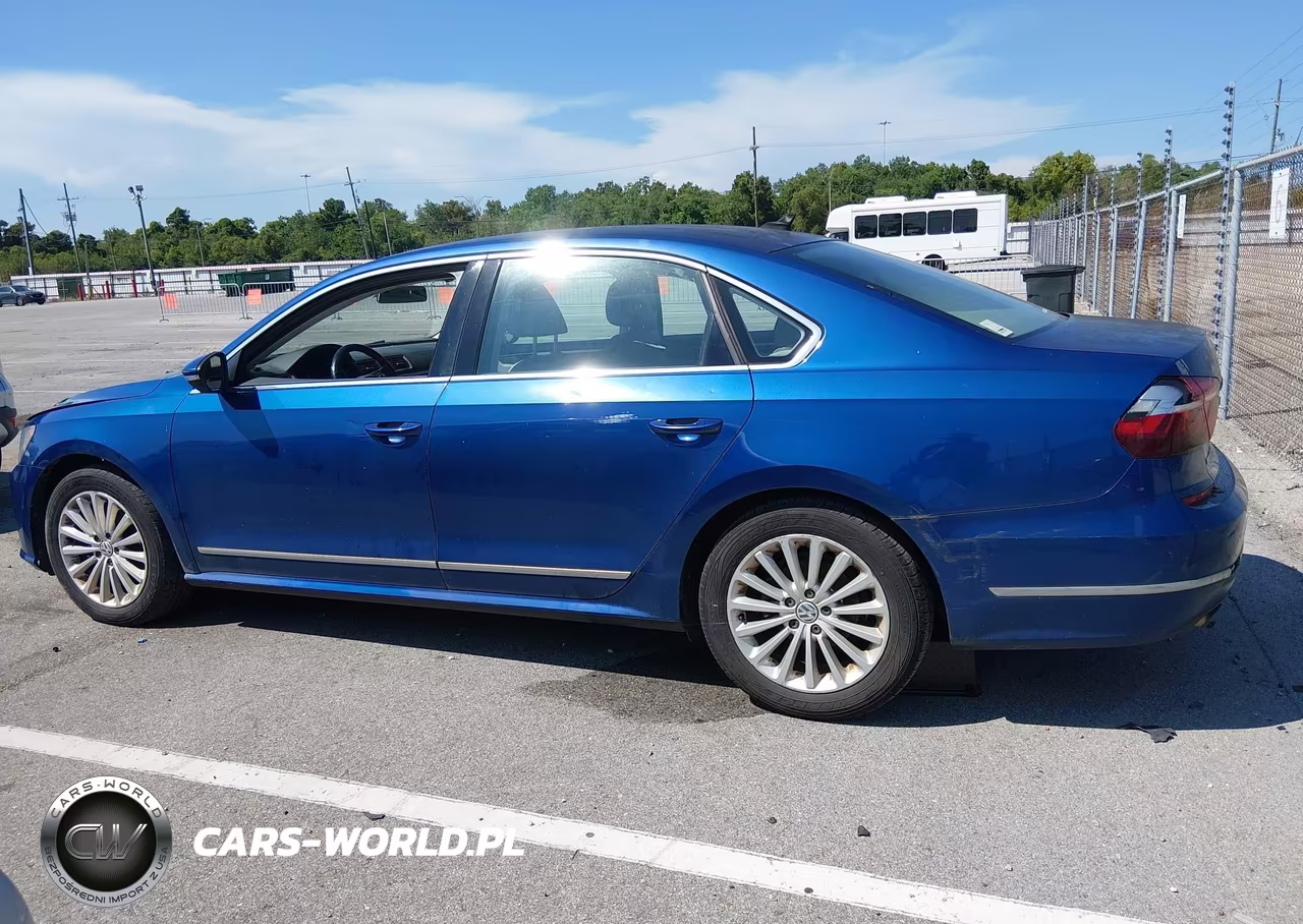 2017 Volkswagen Passat 1.8T Se VIN:1VWBT7A35HC042866 - 14