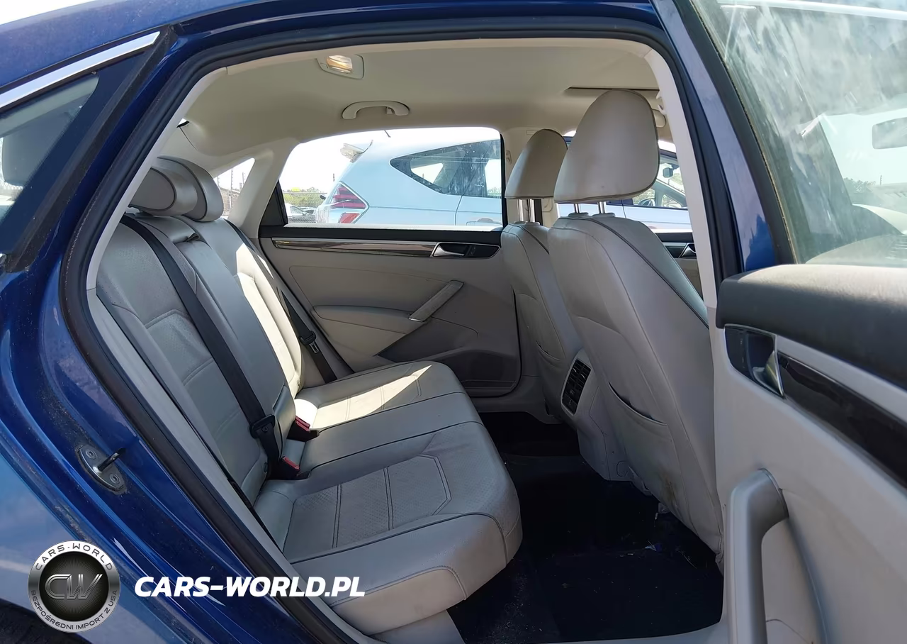 2017 Volkswagen Passat 1.8T Se VIN:1VWBT7A35HC042866 - 8