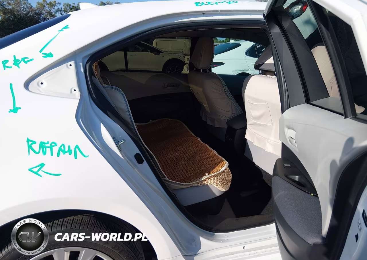 2024 Toyota Corolla Hybrid Le VIN:JTDBCMFE7R3051727 - 8
