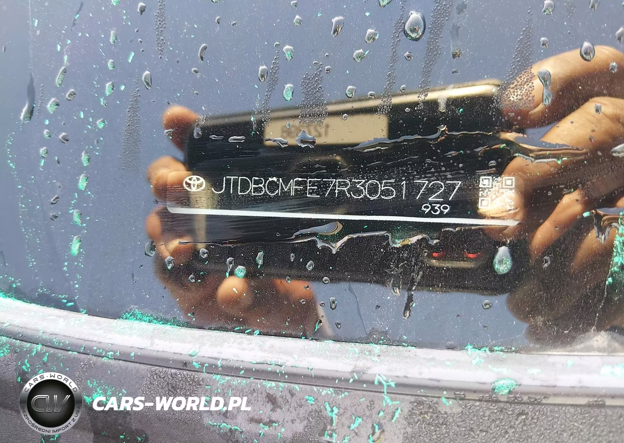 2024 Toyota Corolla Hybrid Le VIN:JTDBCMFE7R3051727 - 9