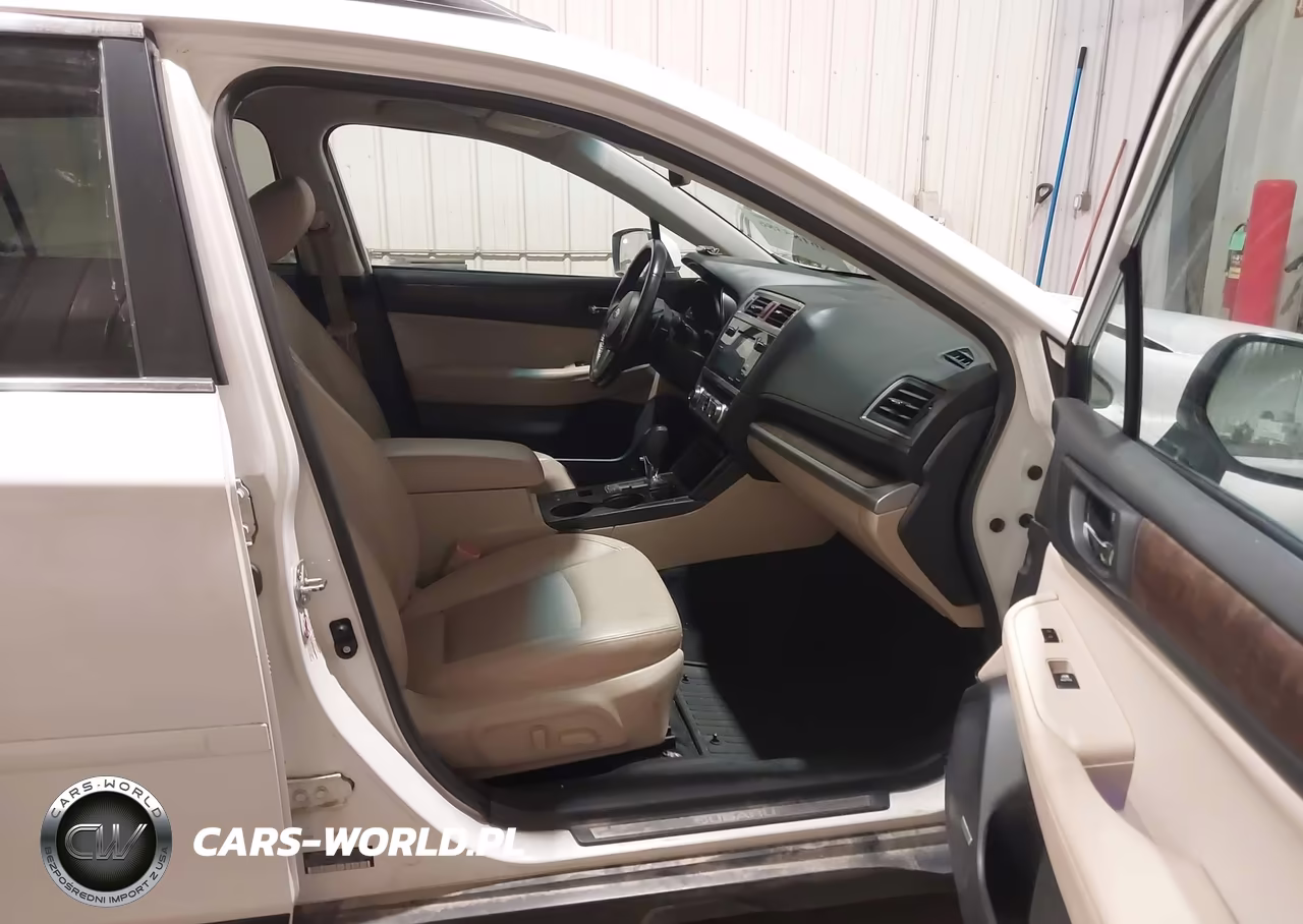 2016 Subaru Outback 3.6R Limited VIN:4S4BSENC5G3236232 - 5