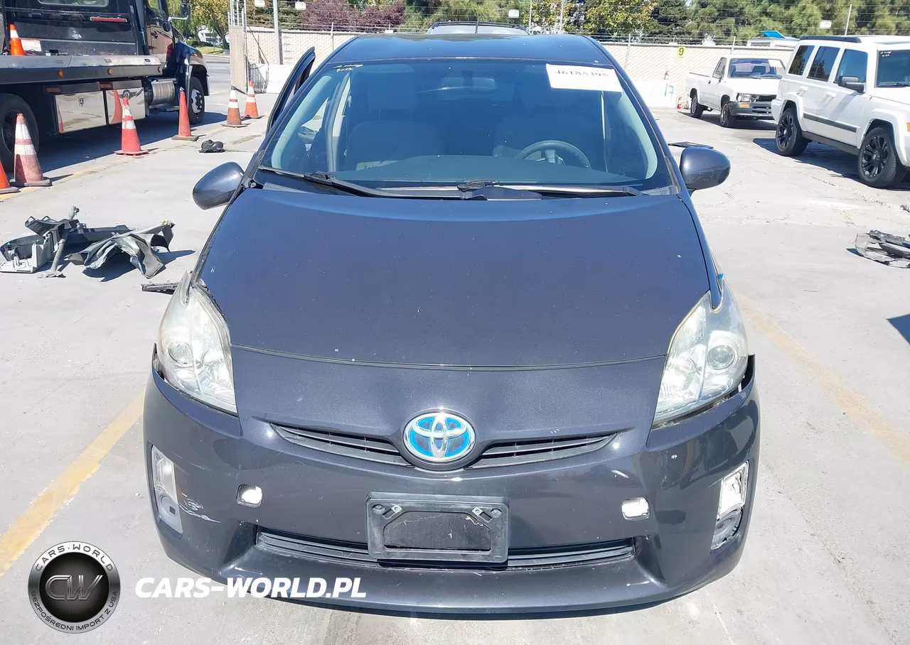 2011 Toyota Prius Two VIN:JTDKN3DU0B1383864 - 13