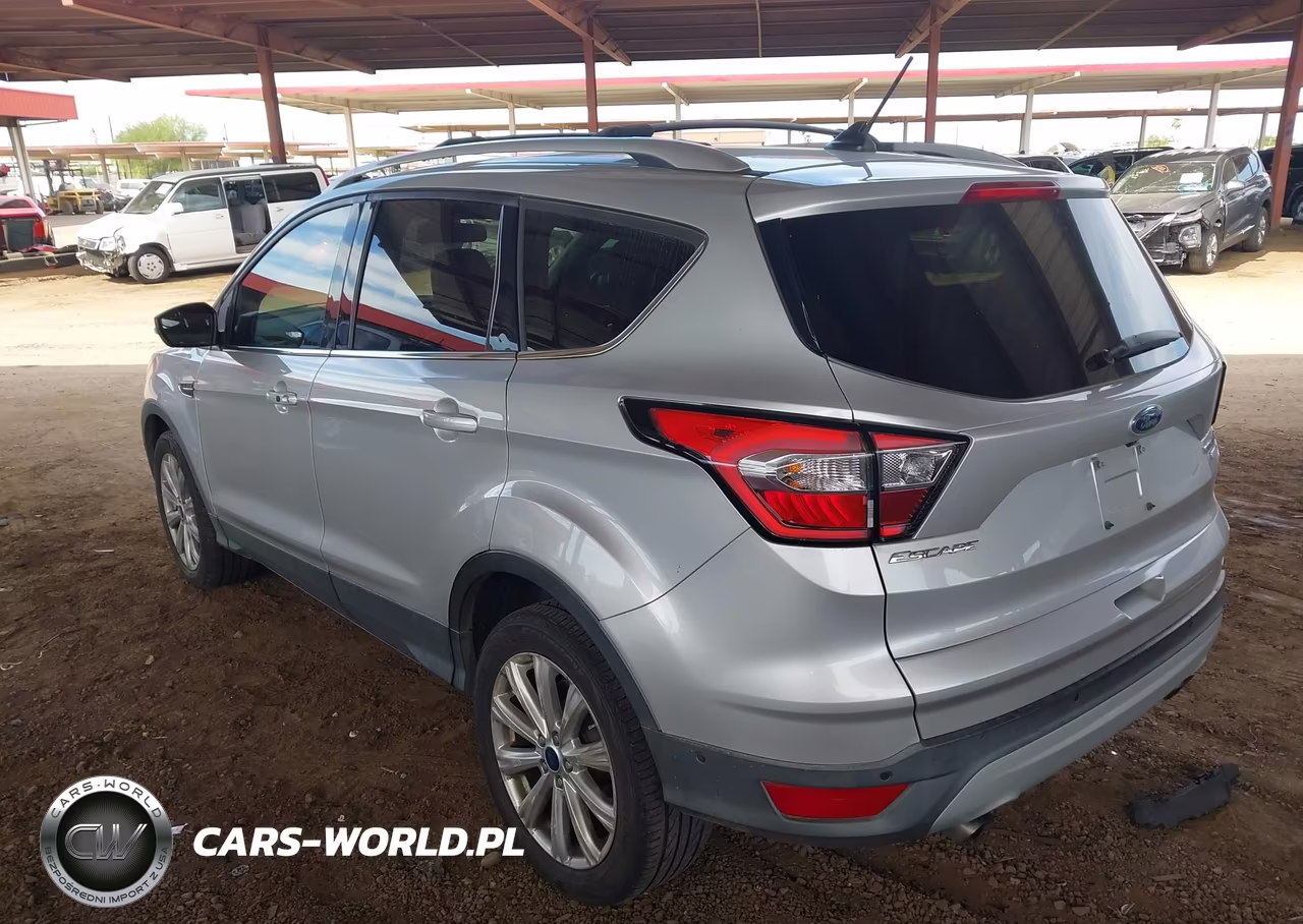 2018 Ford Escape Titanium VIN:1FMCU9J96JUA56727 - 3