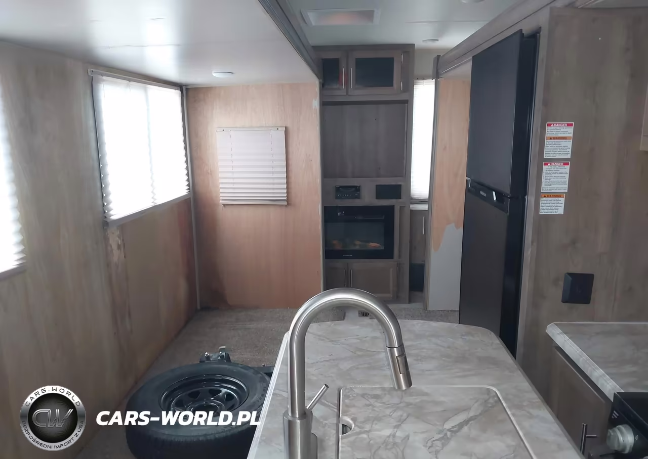 2020 Aurora By Forest Riv Aurora Series M-33 R VIN:5ZT2ARYB9LX018829 - 8