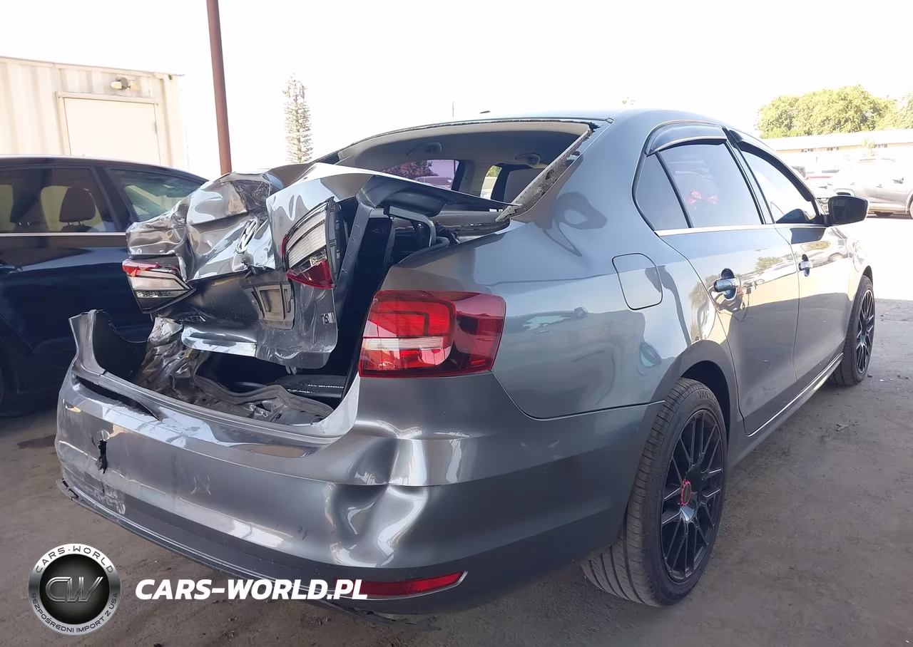 2017 Volkswagen Jetta 1.4T S VIN:3VW2B7AJ9HM380884 - 4