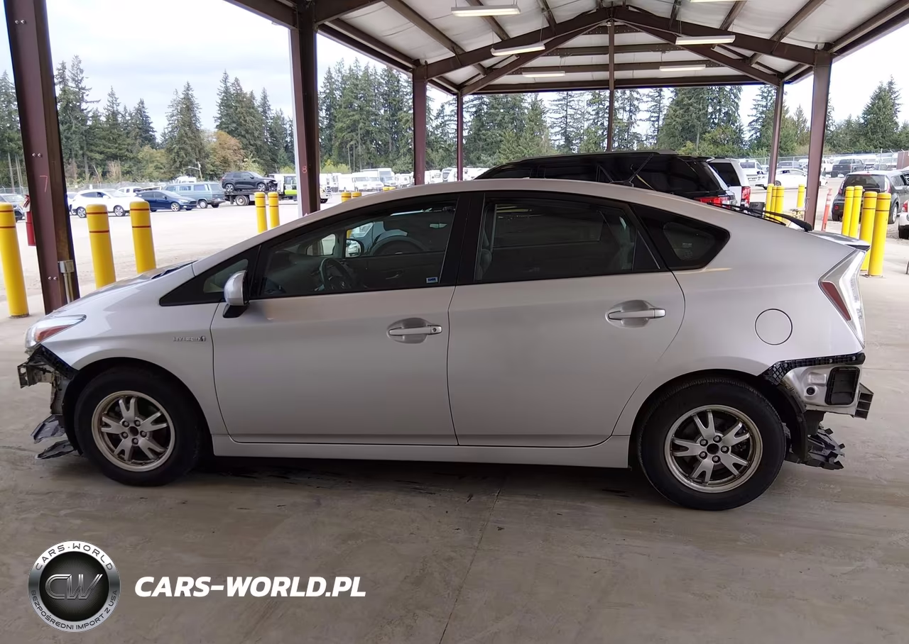 2010 Toyota Prius Iii VIN:JTDKN3DU3A0055679 - 15