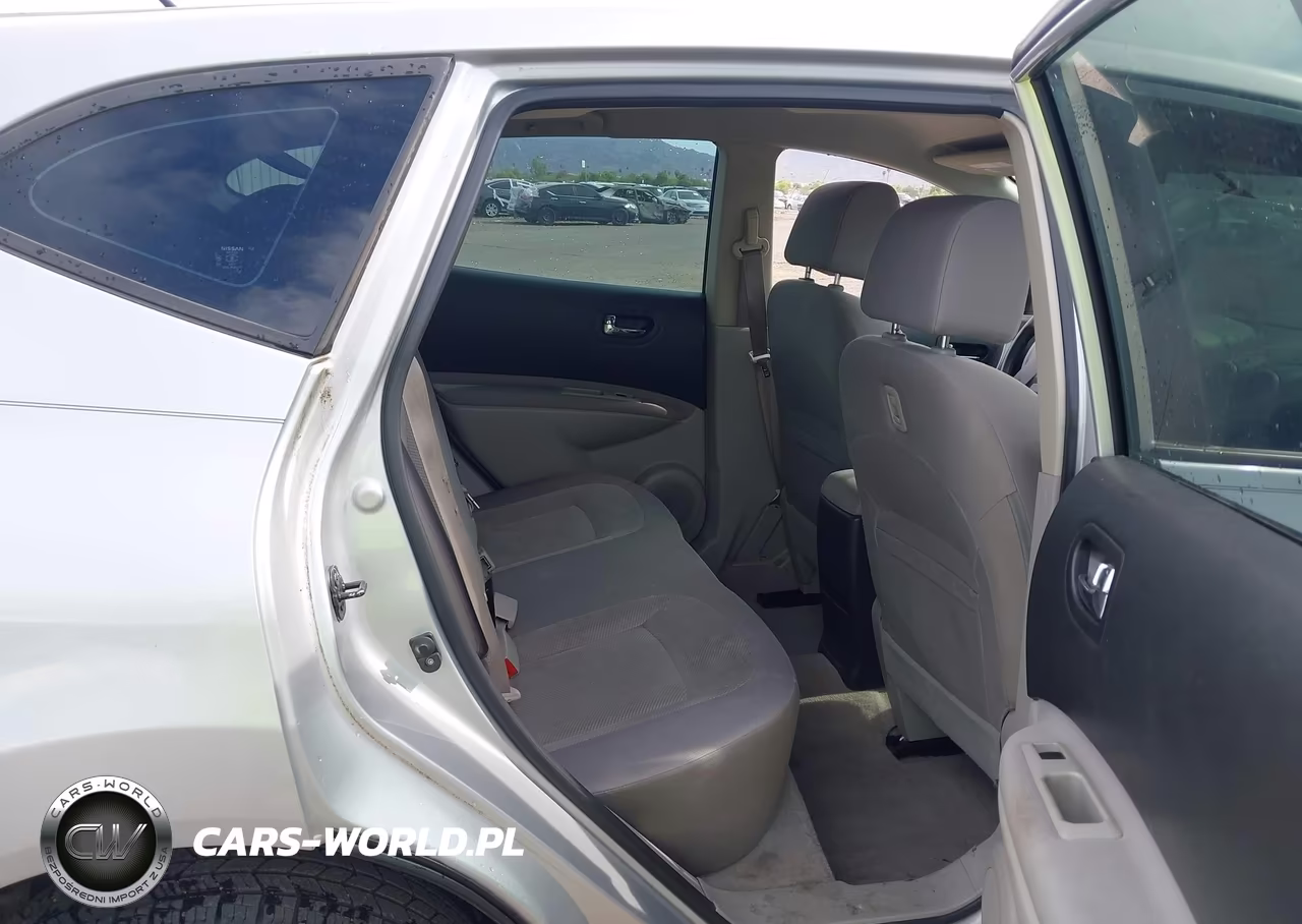 2013 Nissan Rogue S VIN:JN8AS5MTXDW543685 - 8