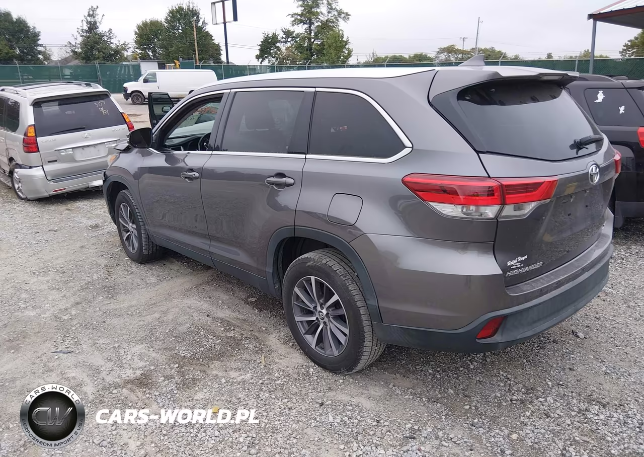 TOYOTA HIGHLANDER VIN:5TDKZRFH7KS558704 - 3