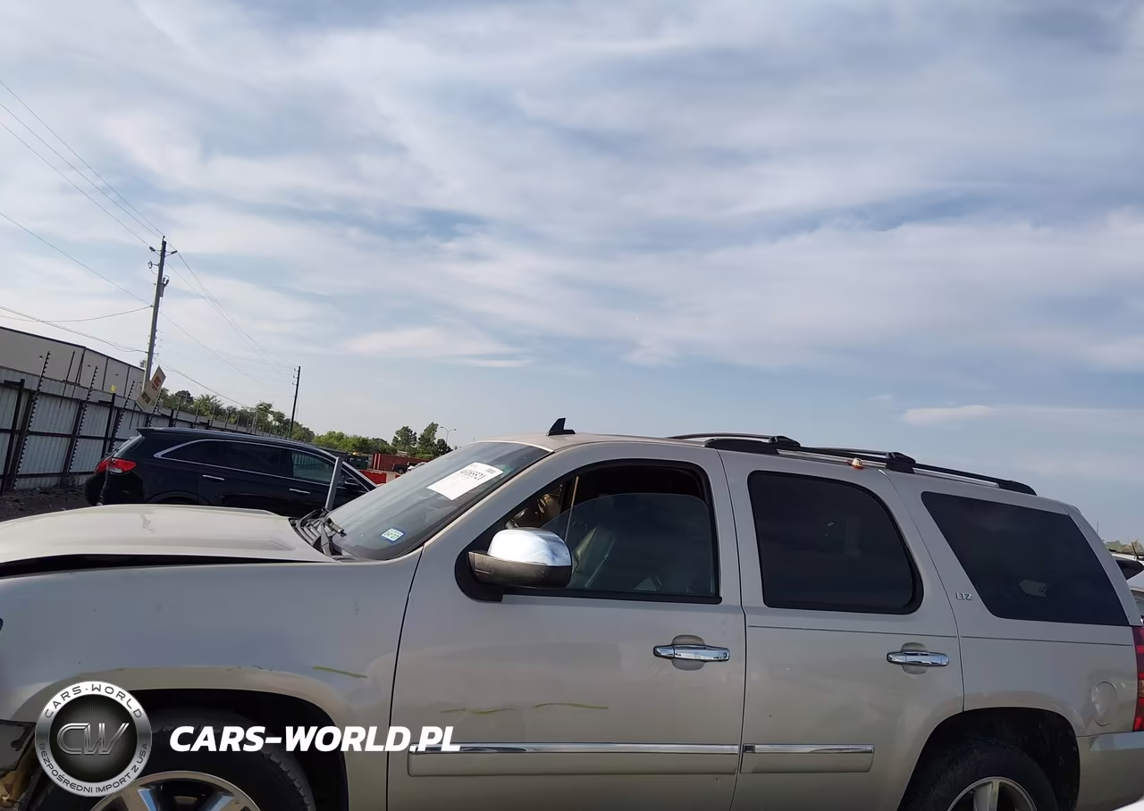 2013 Chevrolet Tahoe Ltz VIN:1GNSCCE08DR137027 - 14