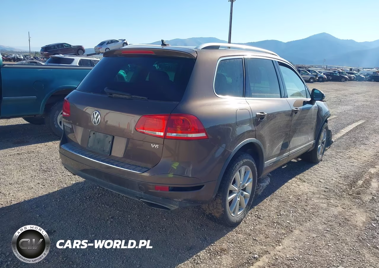 2013 Volkswagen Touareg Vr6 Sport VIN:WVGEF9BP9DD009583 - 4