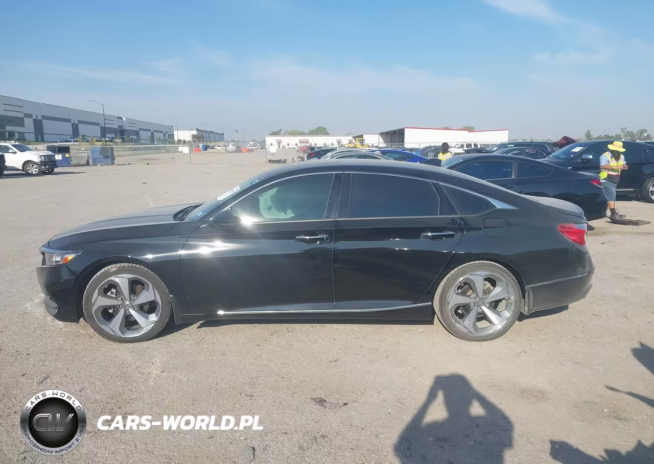 2019 Honda Accord Touring 2.0T VIN:1HGCV2F98KA025307 - 14