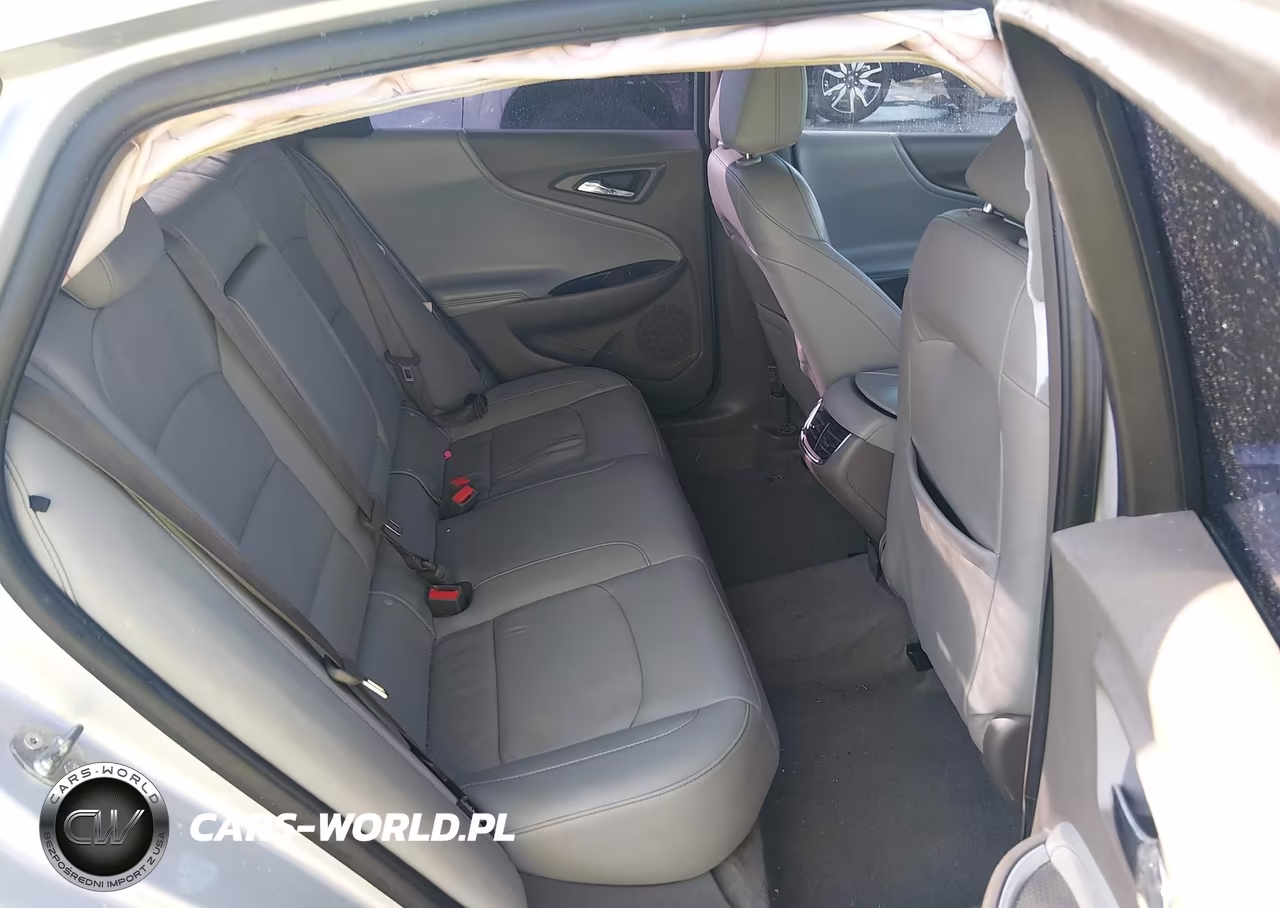 2018 Chevrolet Malibu Lt VIN:1G1ZD5ST0JF290747 - 8