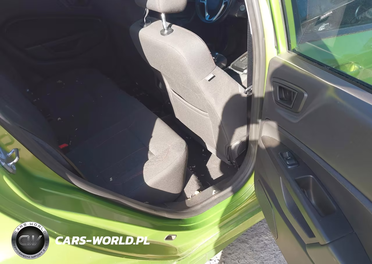 2019 Ford Fiesta St Line VIN:3FADP4DJ6KM142625 - 8