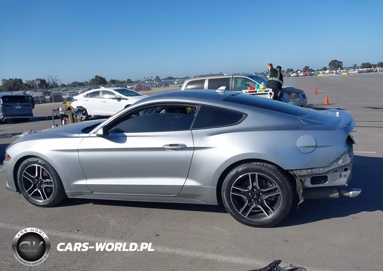 2022 Ford Mustang Ecoboost Premium Fastback VIN:1FA6P8THXN5115775 - 15