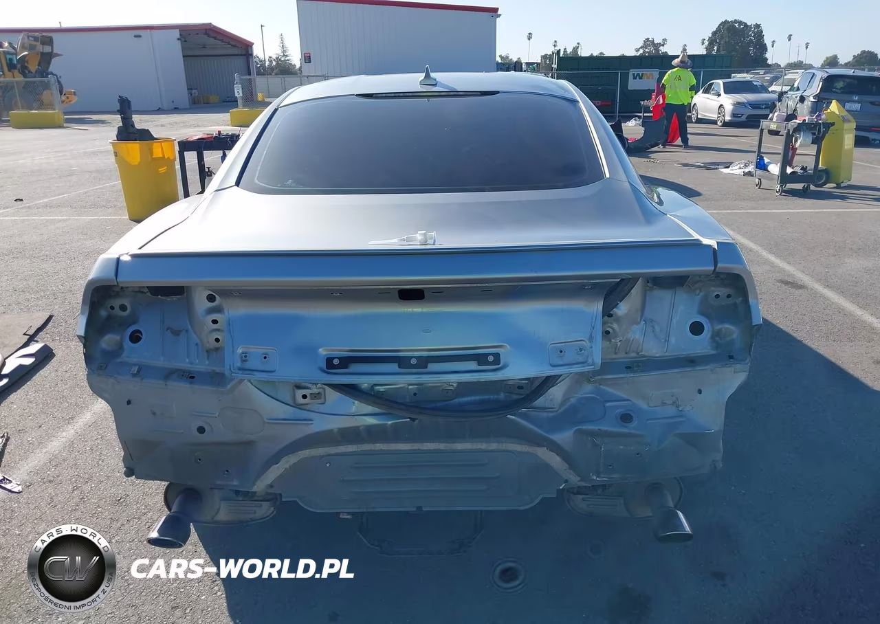 2022 Ford Mustang Ecoboost Premium Fastback VIN:1FA6P8THXN5115775 - 17