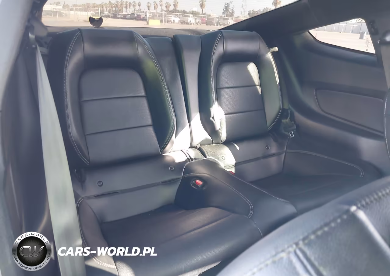 2022 Ford Mustang Ecoboost Premium Fastback VIN:1FA6P8THXN5115775 - 8