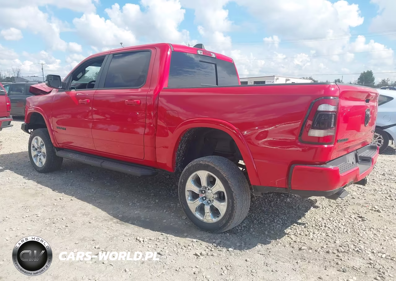 2021 Ram 1500 Laramie 4X4 5'7 Box VIN:1C6SRFJT3MN627205 - 3