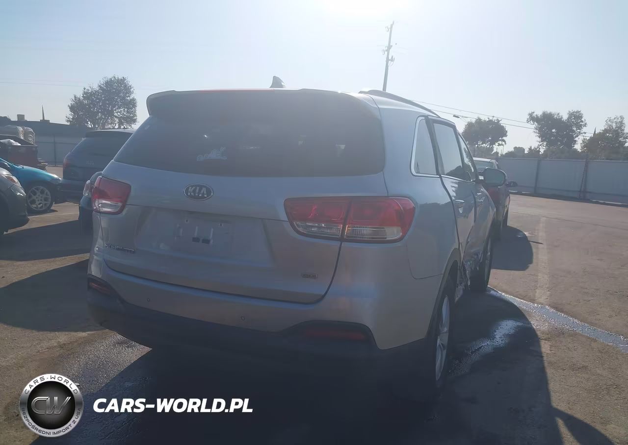 2017 Kia Sorento 2.4L Lx VIN:5XYPG4A30HG272077 - 4