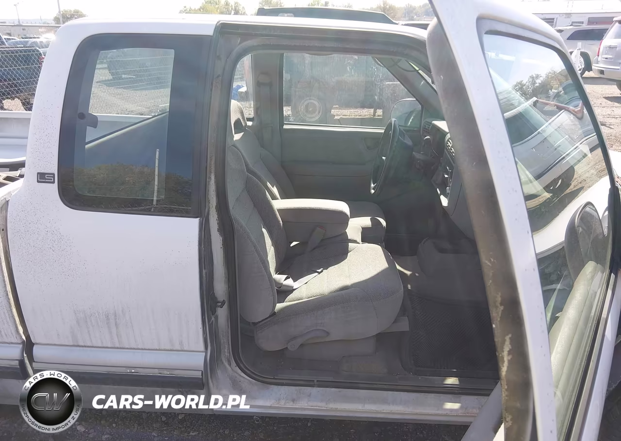 1995 Chevrolet S Truck S10 VIN:1GCDT19W1S8235226 - 5