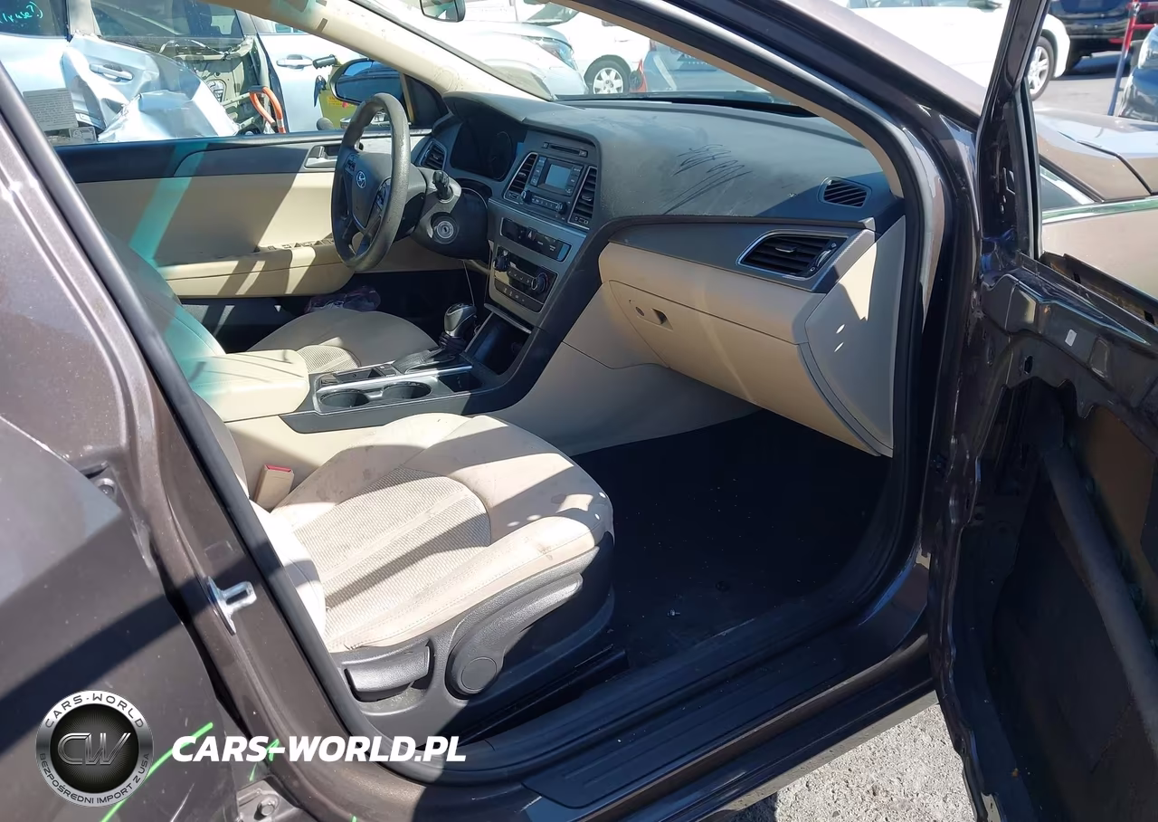 2017 Hyundai Sonata VIN:5NPE24AF5HH535186 - 5