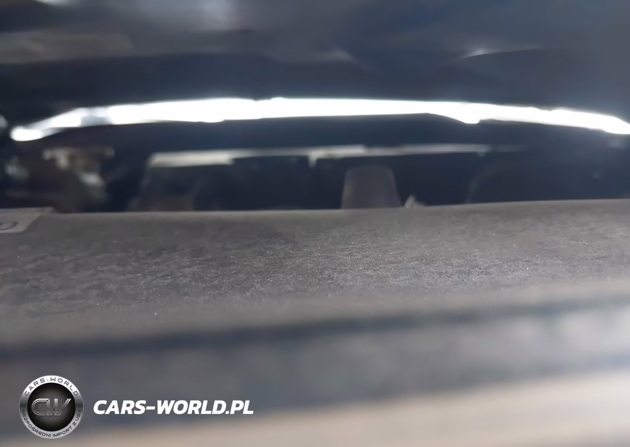 2020 Honda Civic Sport VIN:19XFC2F86LE205635 - 10