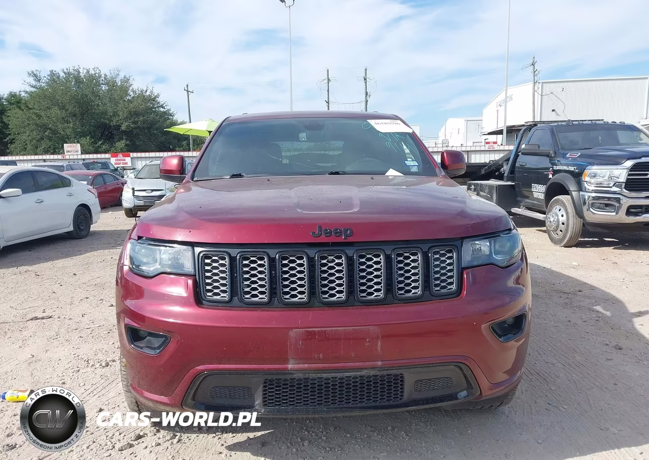 2019 Jeep Grand Cherokee Altitude 4X4 VIN:1C4RJFAGXKC709877 - 13