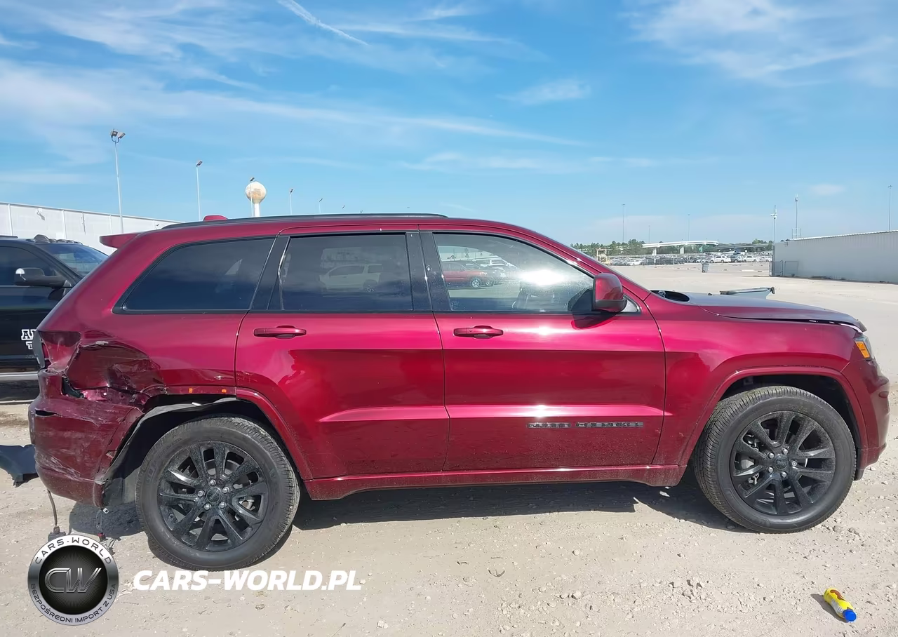 2019 Jeep Grand Cherokee Altitude 4X4 VIN:1C4RJFAGXKC709877 - 14