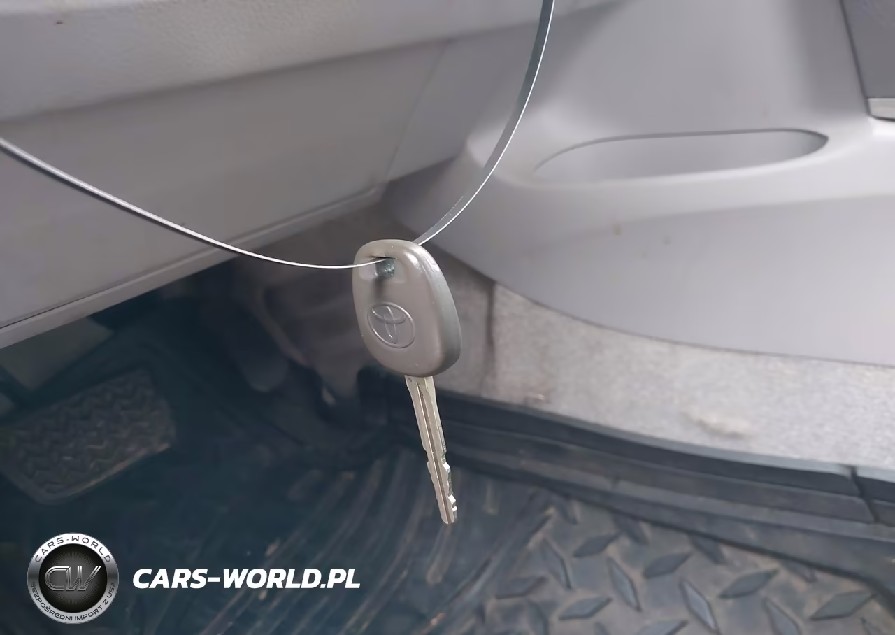 2010 Toyota Camry Le VIN:4T1BF3EK6AU013666 - 11