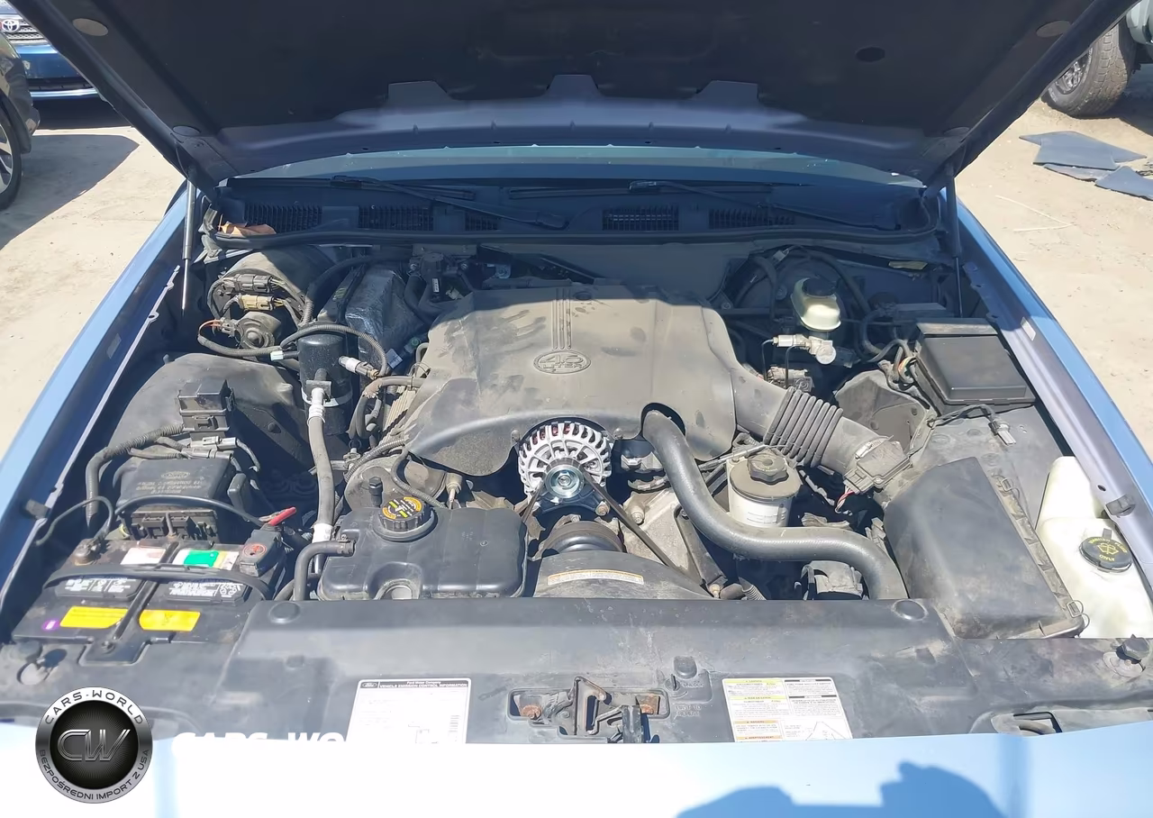 1998 Ford Crown Victoria Lx VIN:2FAFP74W5WX182761 - 10