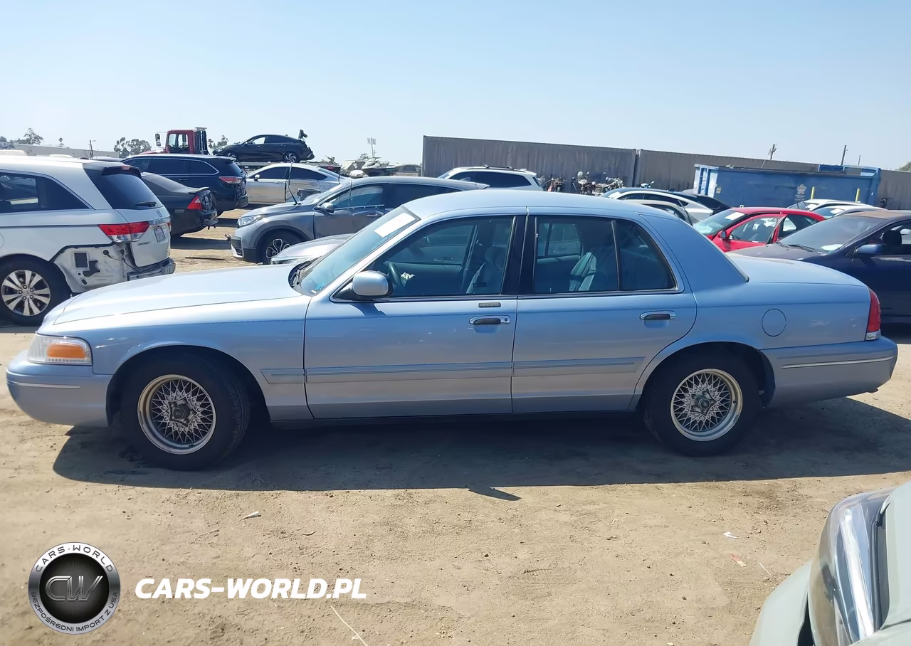 1998 Ford Crown Victoria Lx VIN:2FAFP74W5WX182761 - 14