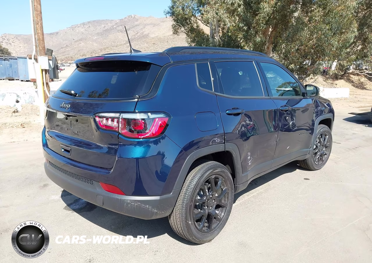 2026 Jeep Compass Latitude Altitude VIN:3C4NJDBN3TT265196 - 4