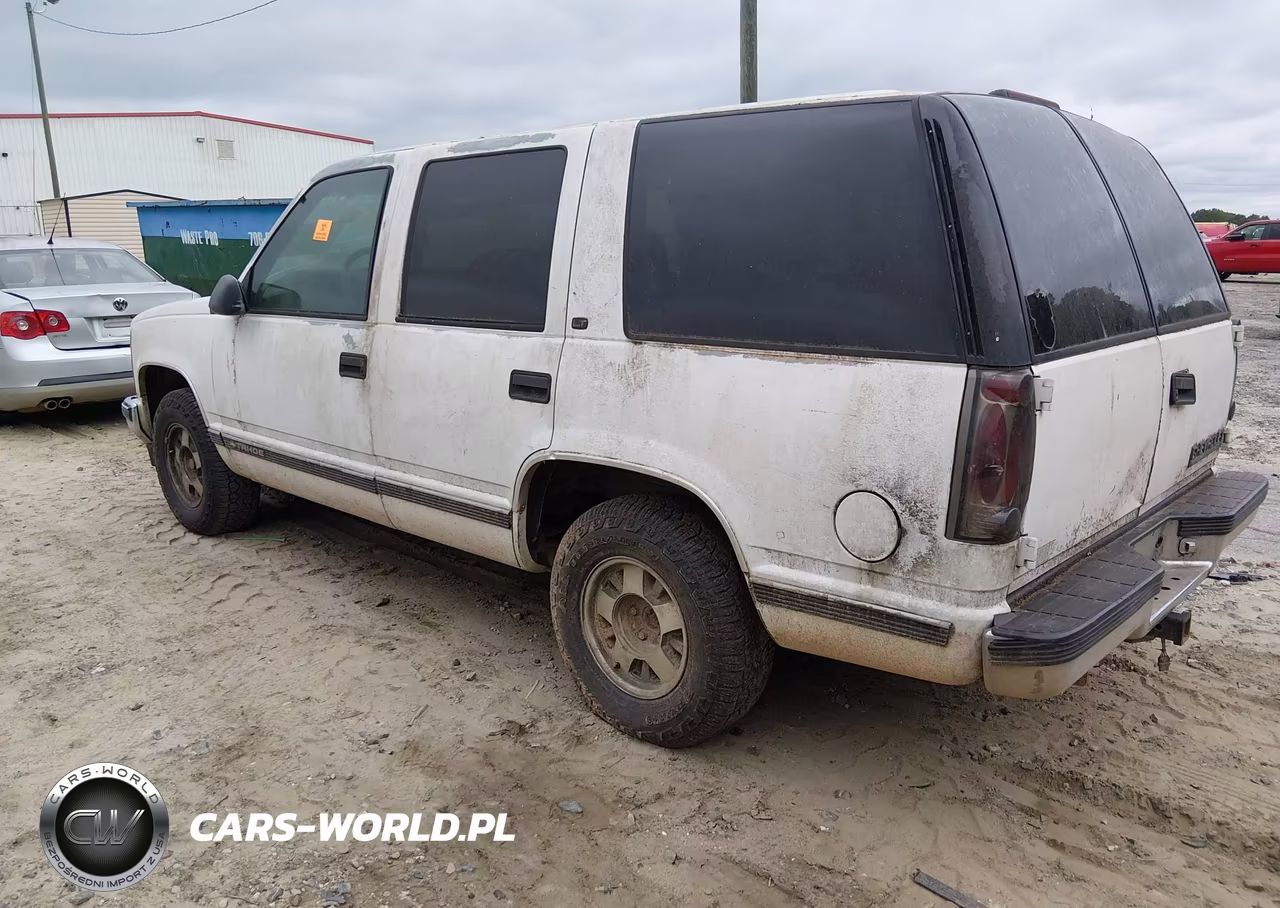 1999 Chevrolet Tahoe Lt VIN:1GNEC13R8XJ411509 - 3