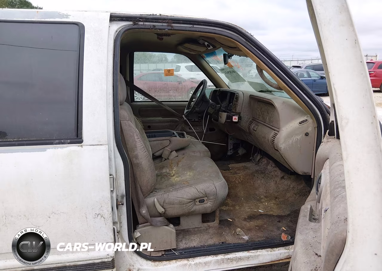 1999 Chevrolet Tahoe Lt VIN:1GNEC13R8XJ411509 - 5