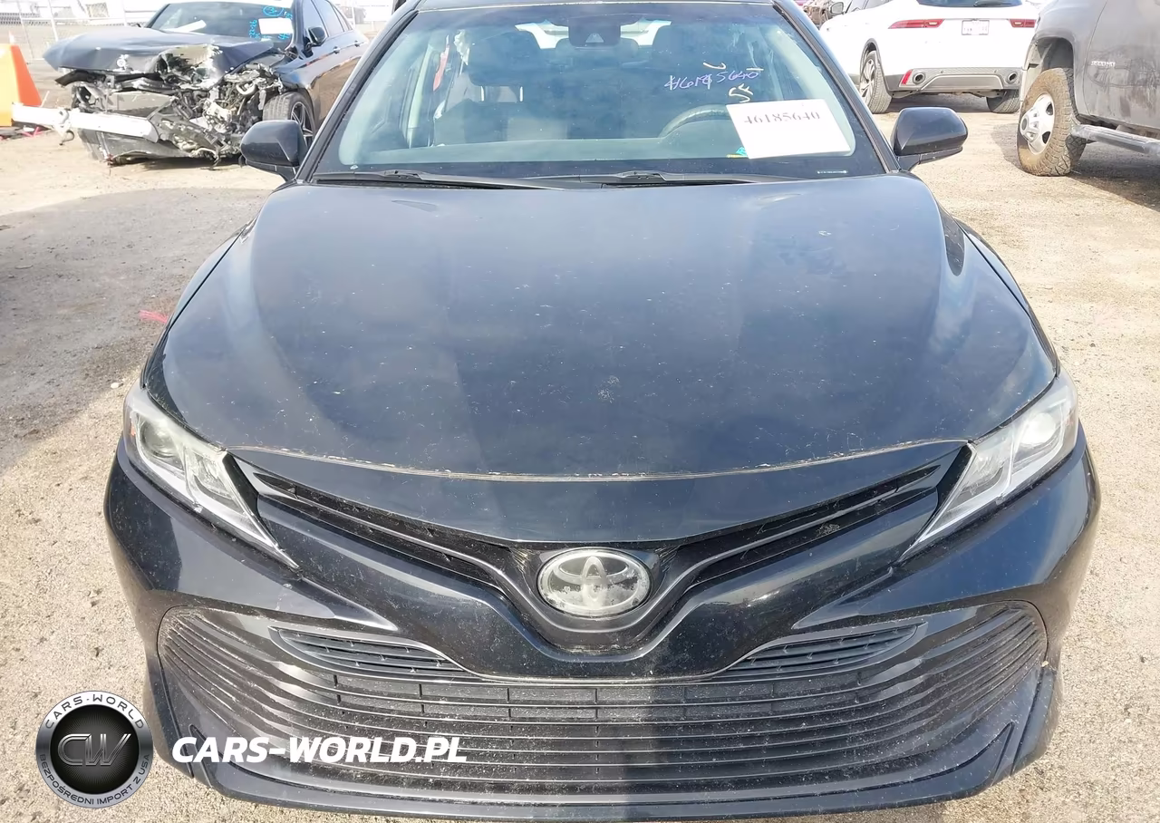 2018 Toyota Camry Le VIN:4T1B11HK9JU523363 - 13
