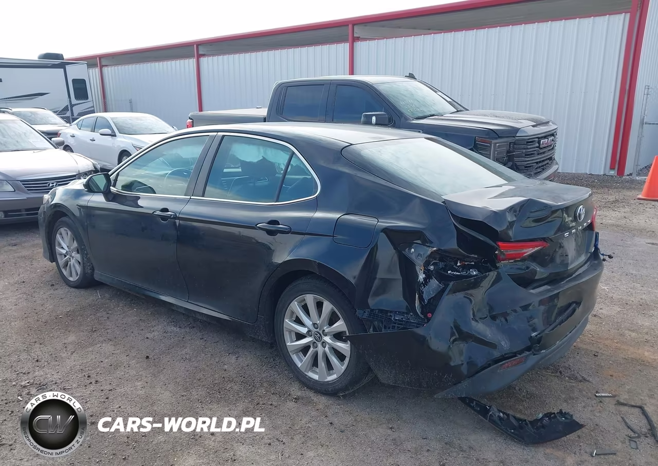 2018 Toyota Camry Le VIN:4T1B11HK9JU523363 - 3
