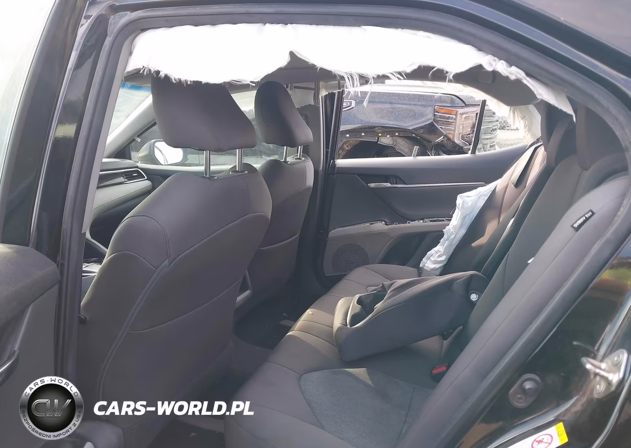 2018 Toyota Camry Le VIN:4T1B11HK9JU523363 - 8