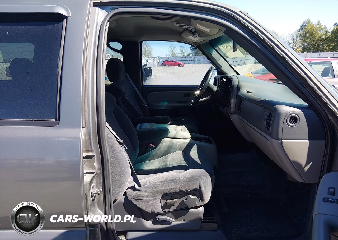 2002 Chevrolet Tahoe Ls VIN:1GNEC13Z42R161938 - 5
