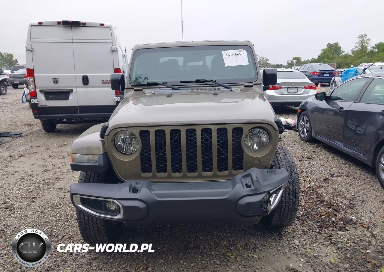 2020 Jeep Gladiator Sport S 4X4 VIN:1C6HJTAG3LL192862 - 13