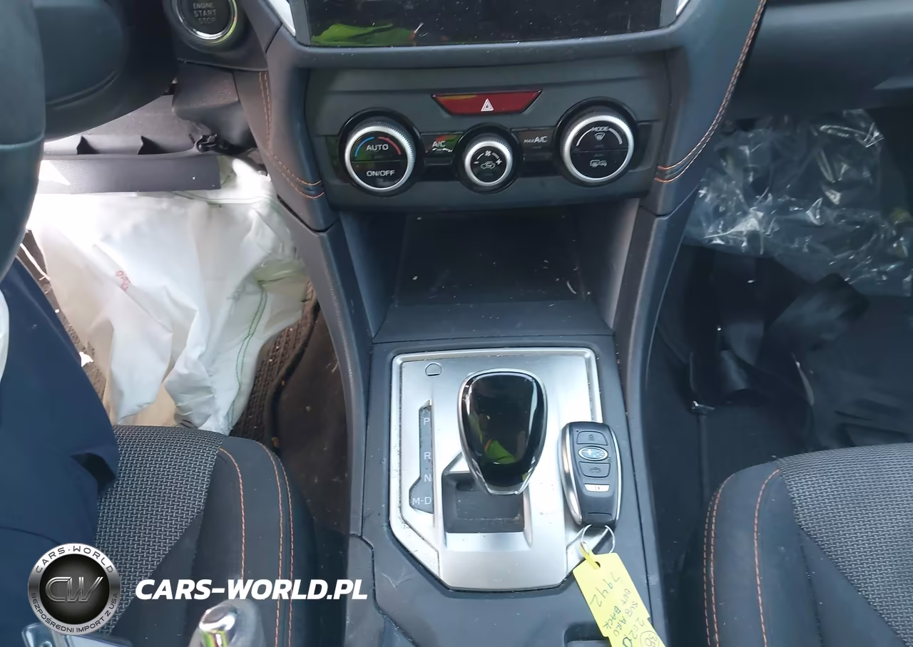 2020 Subaru Crosstrek Premium VIN:JF2GTAEC0L8257942 - 11