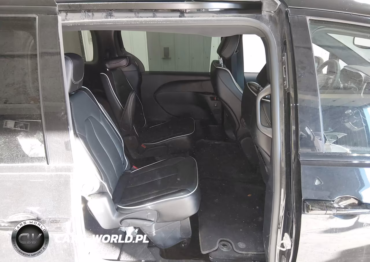 2027 Chrysler Pacifica VIN:2C4RC1GG9VR552178 - 8